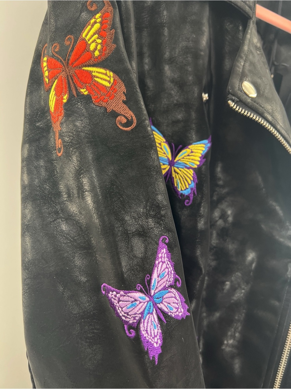 Delia*s by Dolls Kill NWT Days Flutter By Embroidered Moto Jacket size XXL - Picture 4 of 6